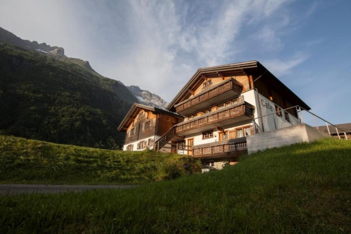 Hotel Bergfuehrer 埃尔姆 外观 照片